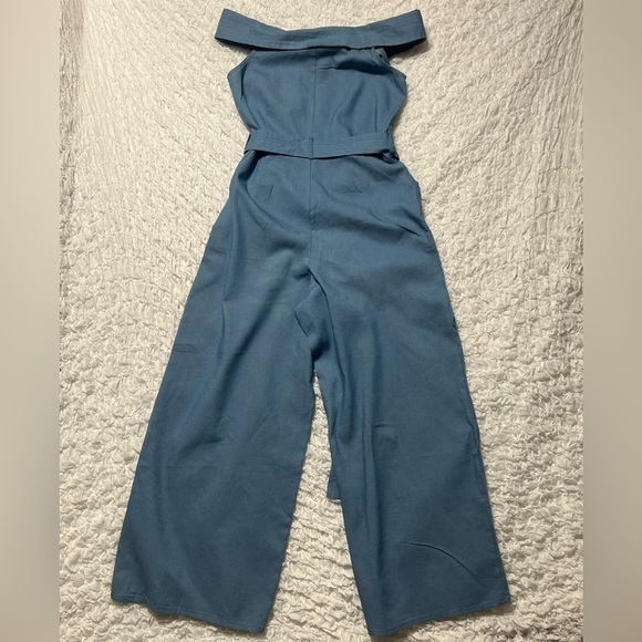 DAVI & DANI LIGHT DENIM JUMPSUIT BLUE SIZE M. - Picture 4 of 9
